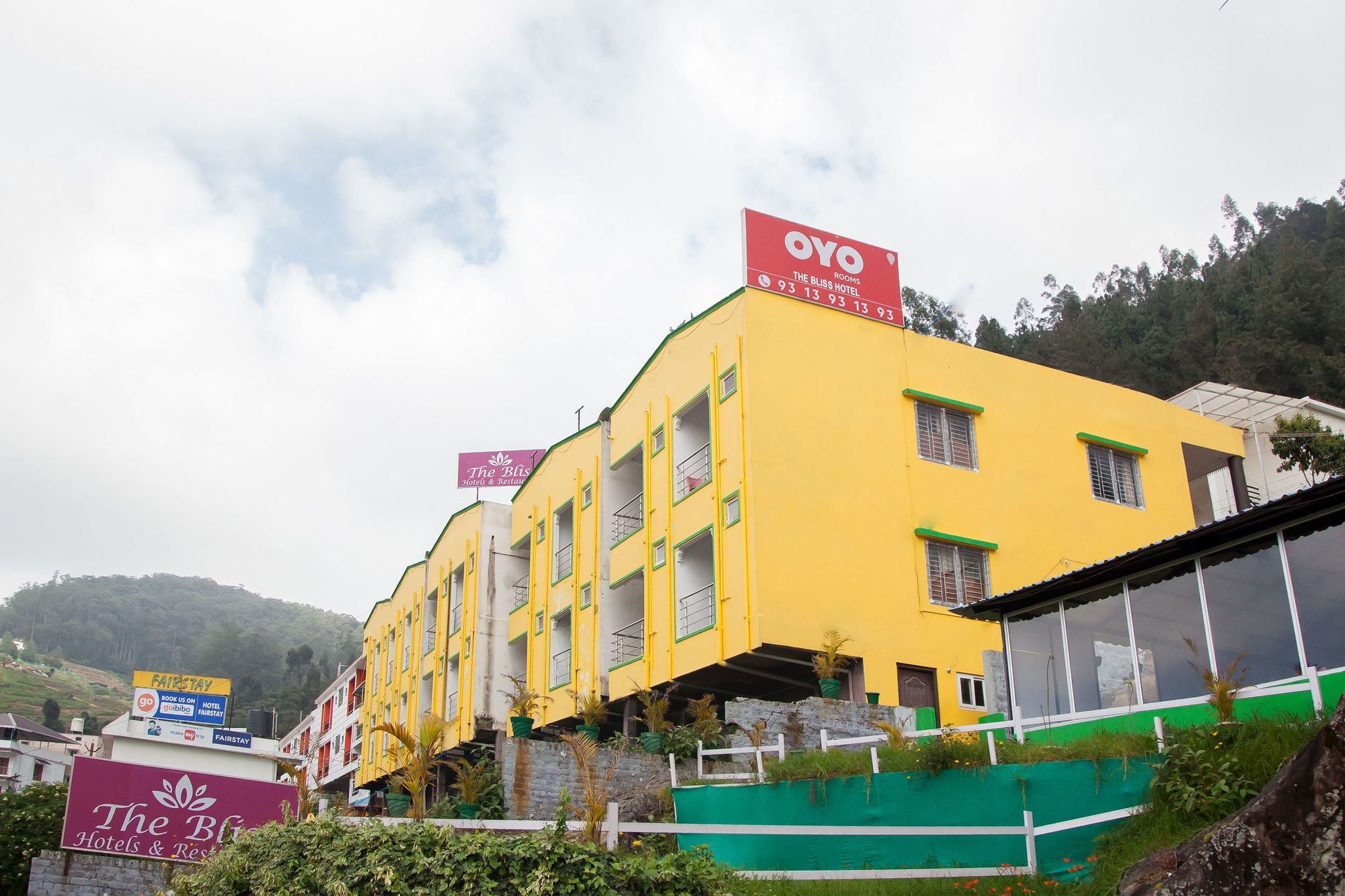 אוטי Oyo 4239 The Bliss Resorts And Cottages מראה חיצוני תמונה